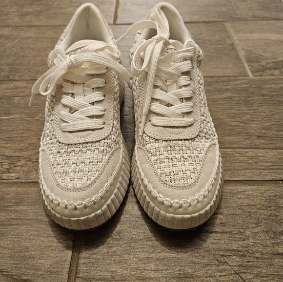 Sneakers - Picture 3 of 5